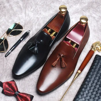  Нови мъжки модел обувки, Лоферы с пискюли, черно-кафяв, ежедневни обувки с остри пръсти, боядисана в черен цвят, за мъже, Костюми, Официални оксфордские обувки от естествена кожа