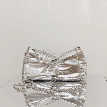  Луксозна сребърна чанта под мишниците, плиссированная чанта от съвсем малък, модерен лазерен чанта, метални дизайнерски чанти за жени, дамски чанти през рамо
