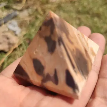  1 бр. 45 мм полиран леопардовый crystal-пирамидка