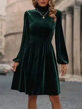  Елегантна кадифе къса пола за есенно-зимния отдих жени, зелена рокля с ръкави-мехурчета, модерно рокля трапецовидна форма с високо воротом 2023 г.
