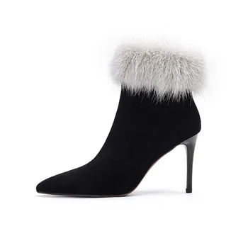  Дамски зимни ботильоны от черен велур, Шик дизайн, къси ботуши с остри пръсти, Инкрустация от кожа на норка, зимните обувки на тънък висок ток, дамски обувки на тънък ток